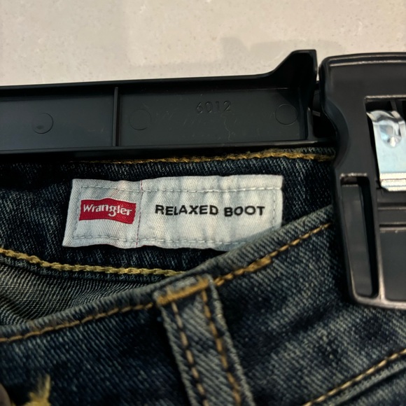 Wranglers Jeans,  Relaxed Boot Cut Size 32x30, NWOT - Picture 4 of 6